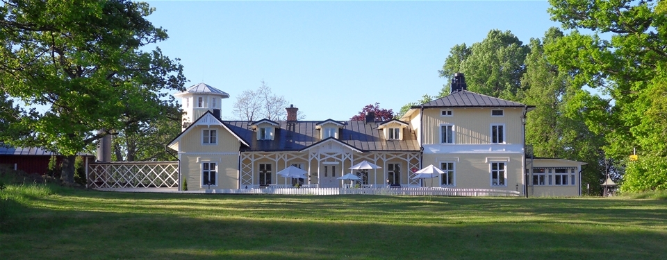 Framsidan av herrgården